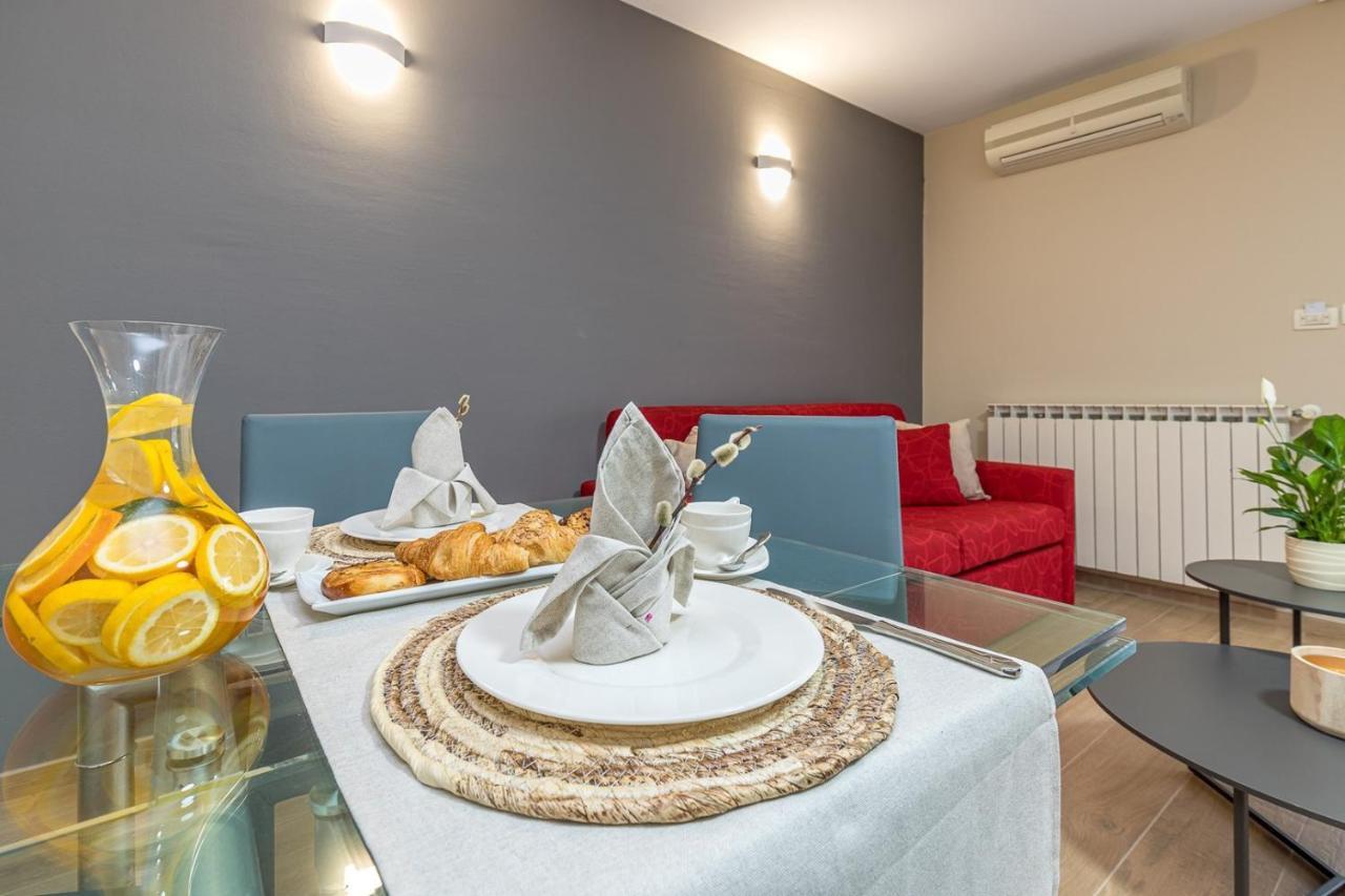 Apartment Complex Irena With Pool Porec Ngoại thất bức ảnh