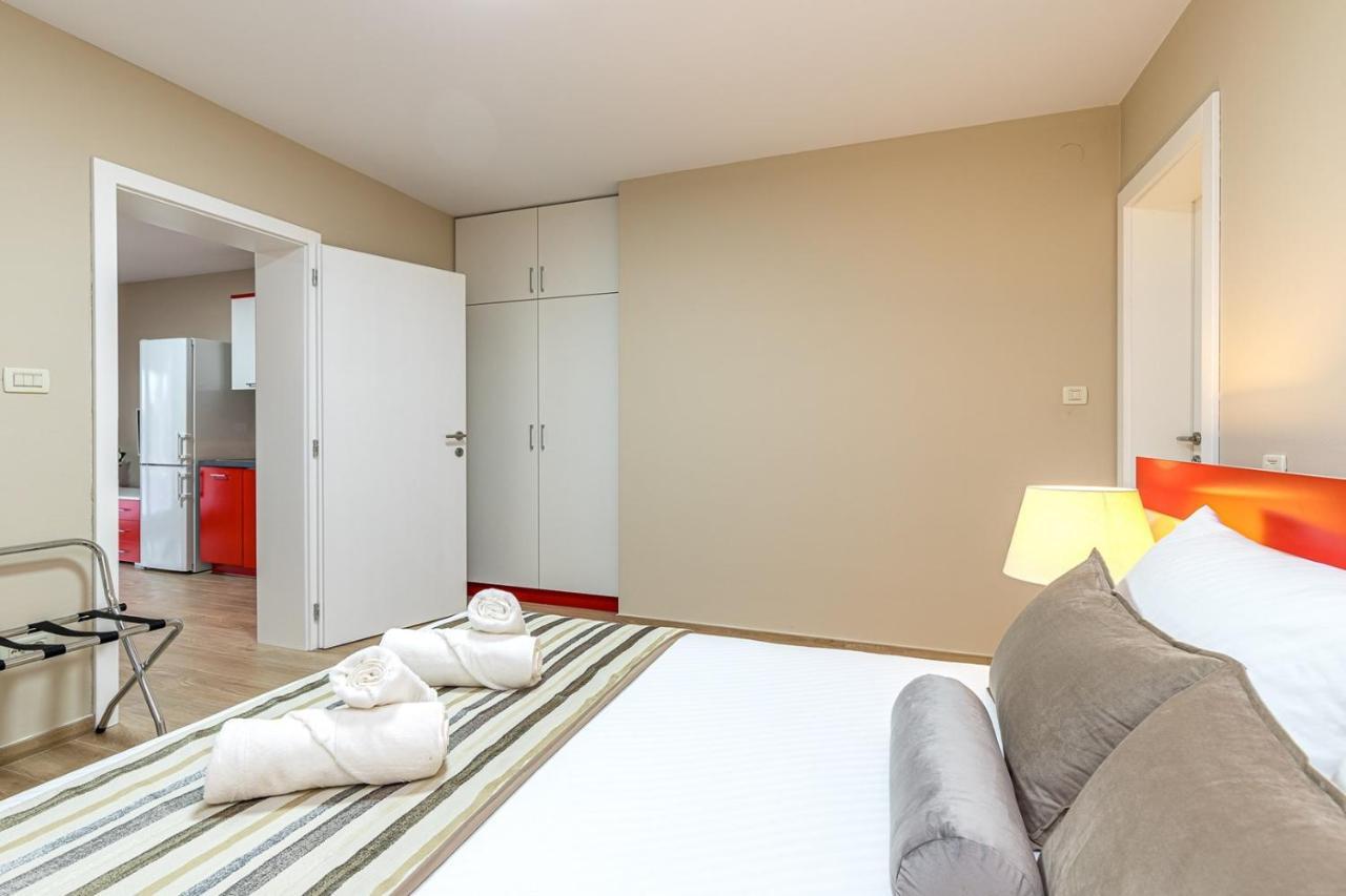 Apartment Complex Irena With Pool Porec Ngoại thất bức ảnh