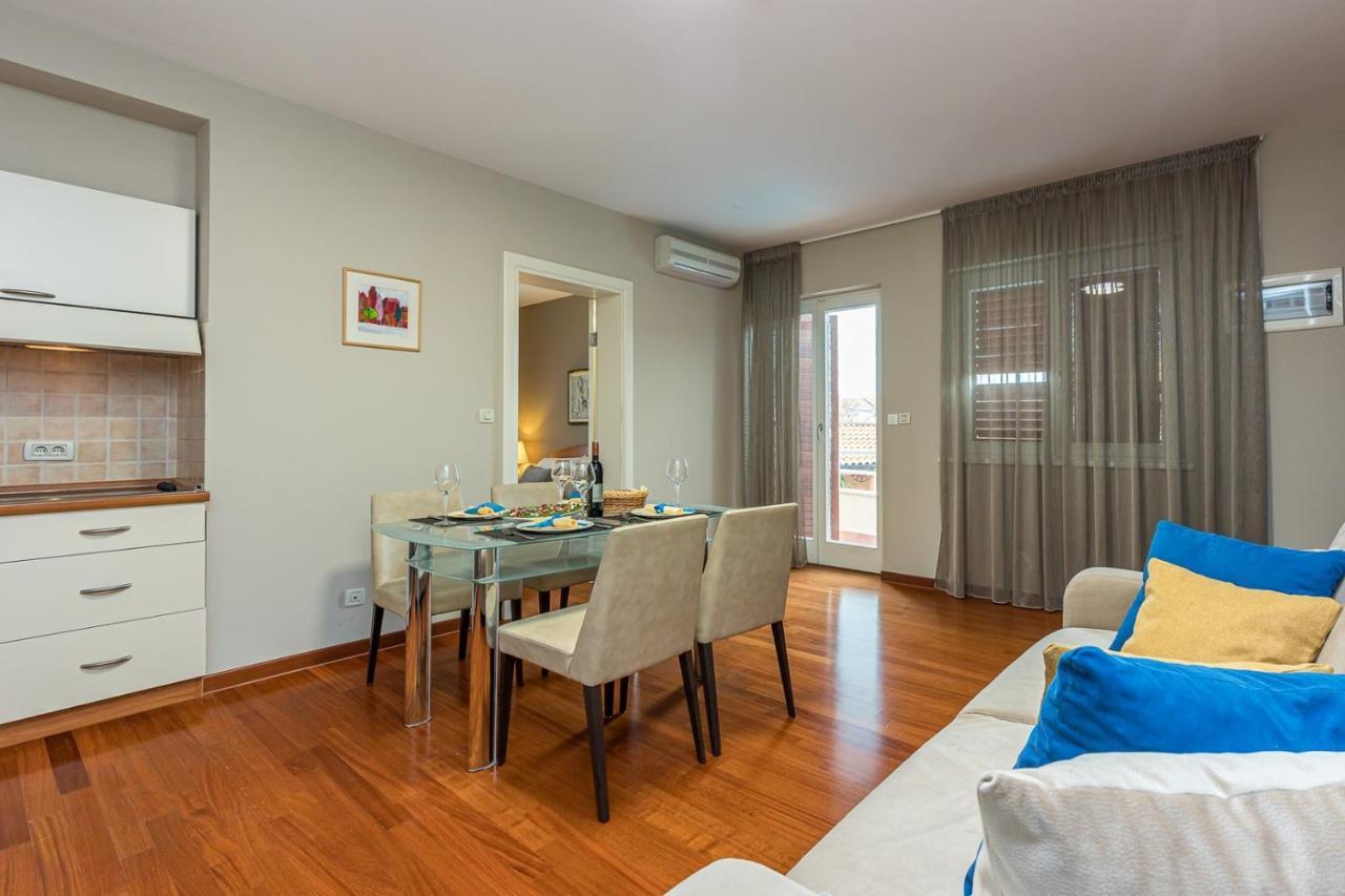 Apartment Complex Irena With Pool Porec Ngoại thất bức ảnh