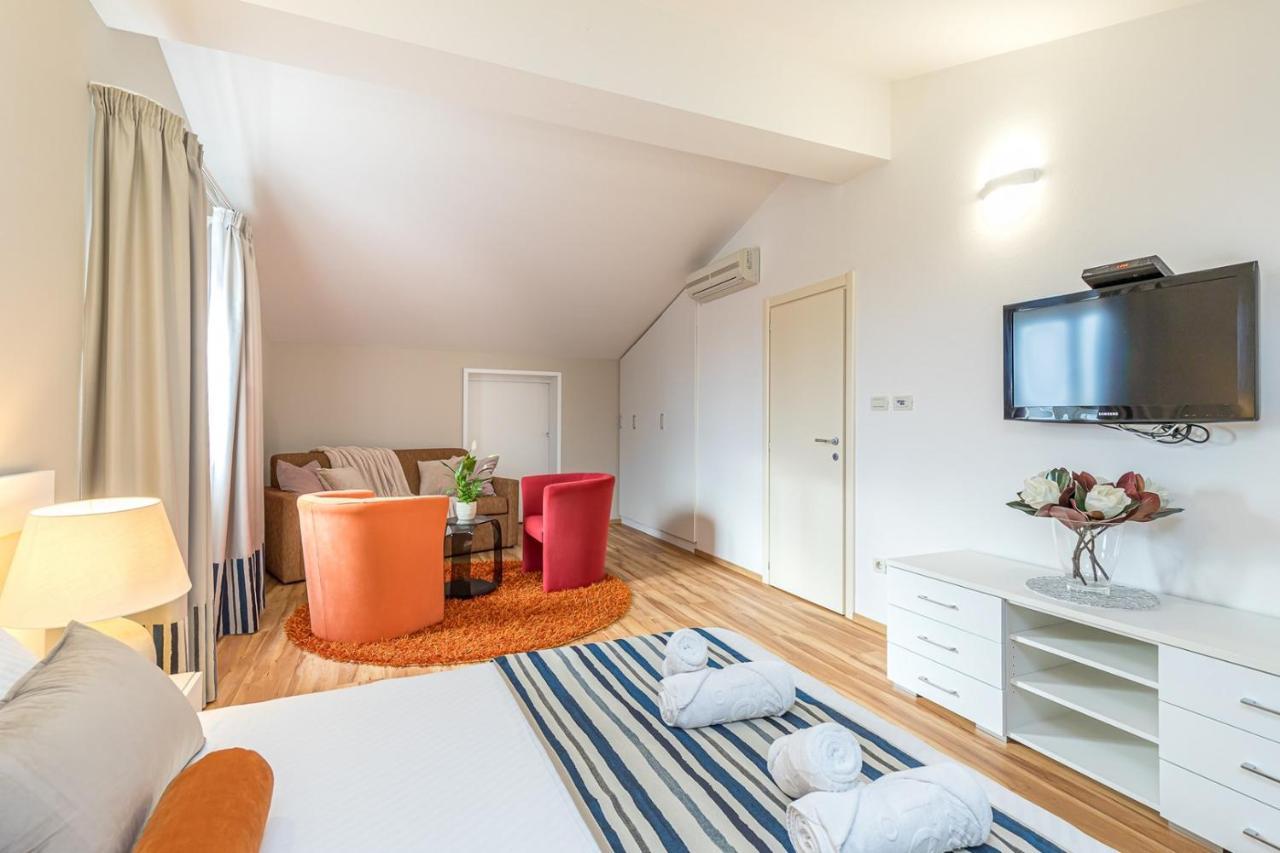 Apartment Complex Irena With Pool Porec Phòng bức ảnh
