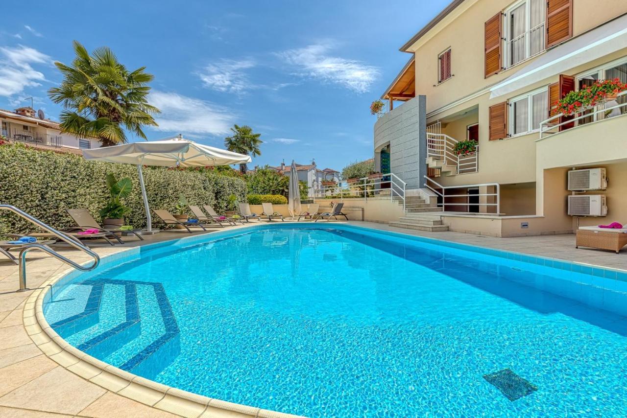 Apartment Complex Irena With Pool Porec Ngoại thất bức ảnh