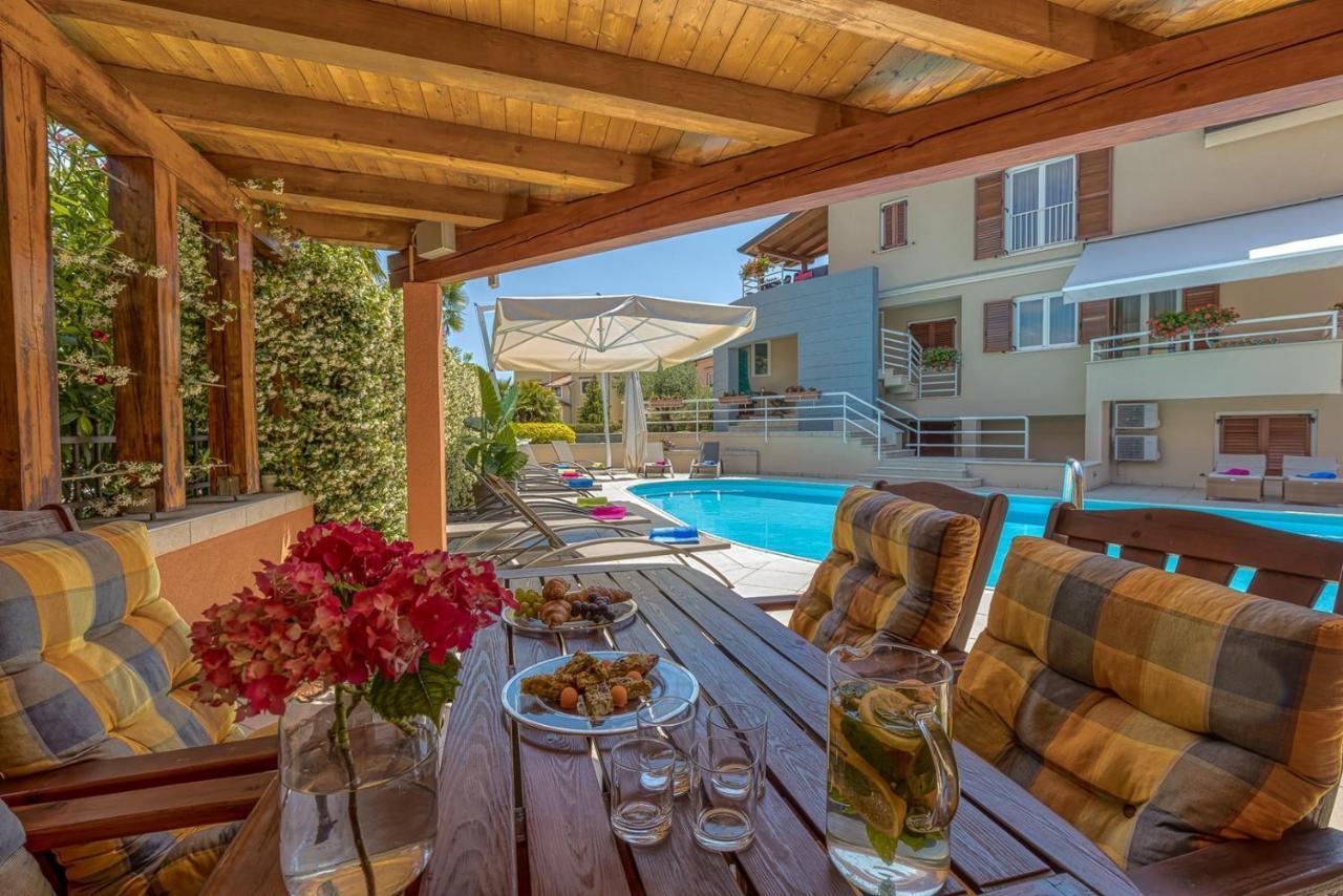 Apartment Complex Irena With Pool Porec Ngoại thất bức ảnh