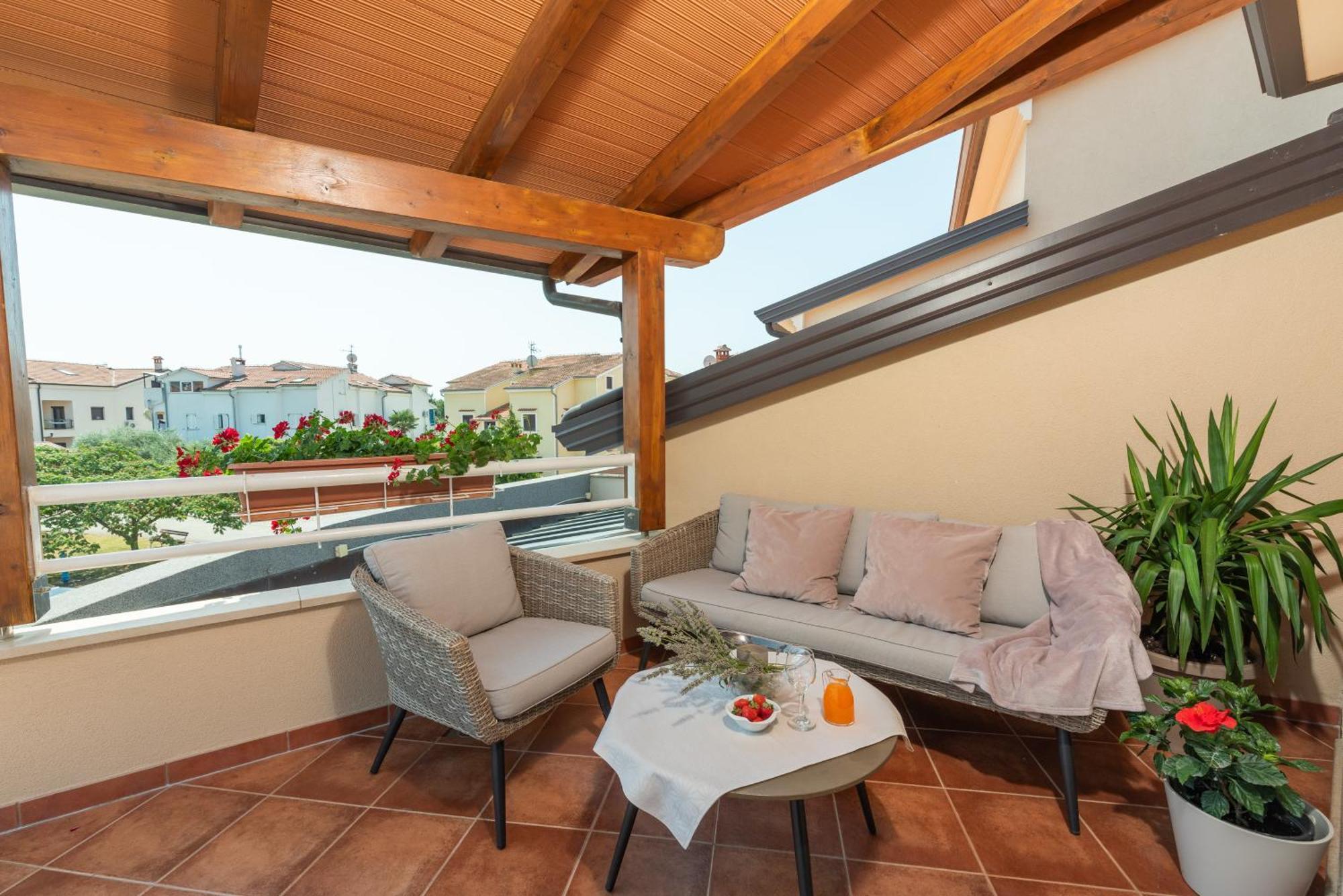 Apartment Complex Irena With Pool Porec Ngoại thất bức ảnh