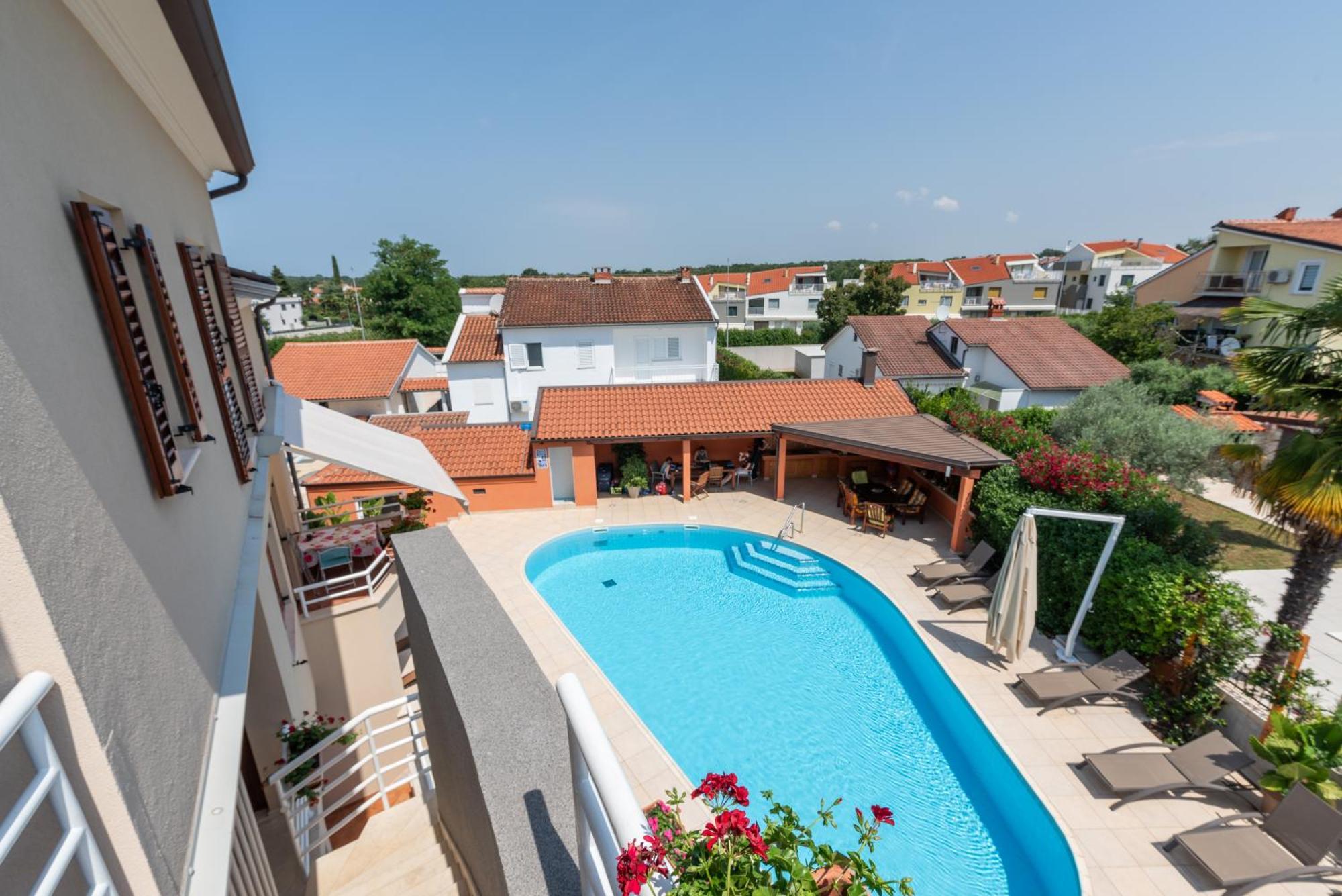 Apartment Complex Irena With Pool Porec Ngoại thất bức ảnh
